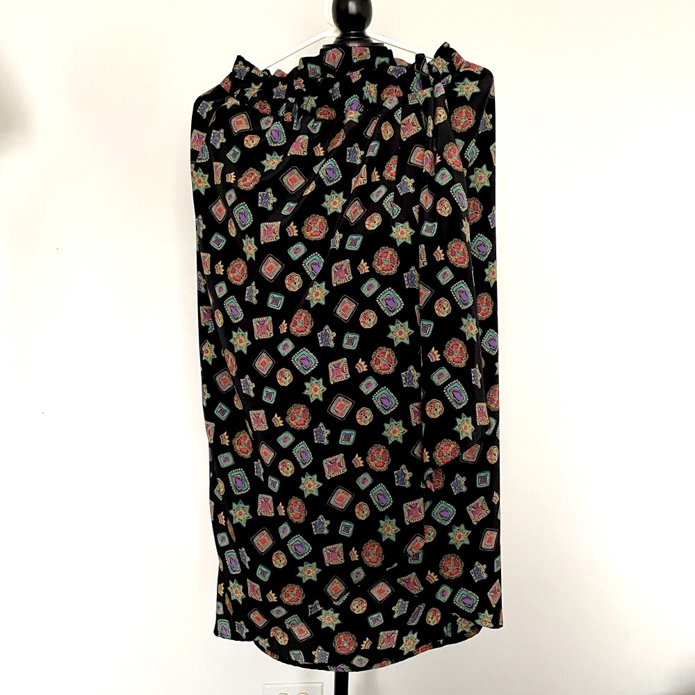 ❤️ EUC Wrap around skirt